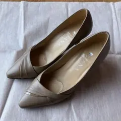 ダイアナ ベージュ パンプス　22cm