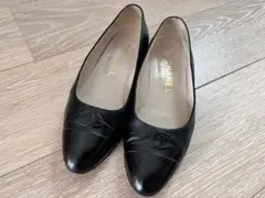 CHANEL シャネル ココマーク レザー ブラック　36のサムネイル