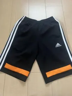 adidas アディダス　ハーフパンツ 140 黒/オレンジ　ズボン　ジャージ