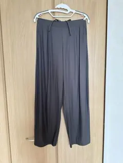 ユニクロ　エアリズムワイドパンツ