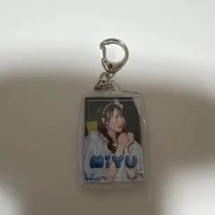 梅田みゆ アクリルキーホルダー