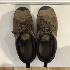 KEEN ブラウンハイカットシューズ
