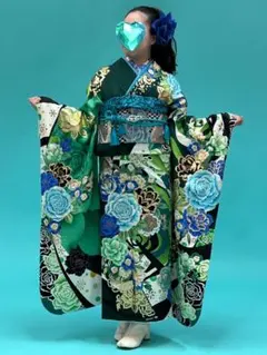 くすみ系ピンクの上品な椿柄の振袖フルセット - メルカリ