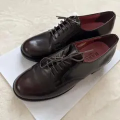 ダークブラウン レースアップ シューズ