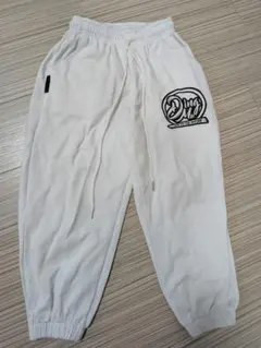 Item thumbnail for item 64ed55a3-e3d1-4255-82b2-379232ca26f3