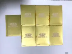 遊戯王 公式スリーブ 絶版 初期ロゴ ゴールドメタリック 50枚　① Amazon.co.jp: 遊 戯 王 公式 初期ロゴ ゴールド メタリック スリーブ