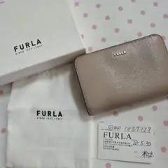 極美品✨FURLA CLASSIC S BI FOLD 二つ折り財布 グレージュ - メルカリ