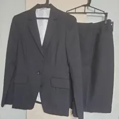 黒いリクルートスーツ ジャケットとスカートセット