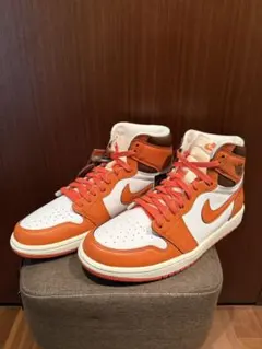 NIKE WMNS AIR JORDAN 1 HIGH OG