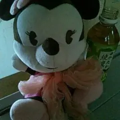 ミニーマウスのぬいぐるみ