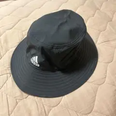 adidas ブラック バケットハット　コストコ