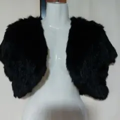 黒のショートファーコート