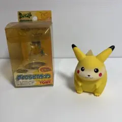手のひらピカチュウ キャラクター玩具