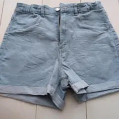 160センチH&Mライトブルー デニム ショートパンツ