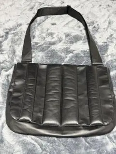 Item thumbnail for item a9d1c127-c3f1-495e-98dd-533028729ee5