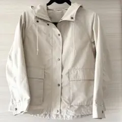UNIQLO ユニクロ フード付き マウンテンパーカ S
