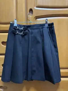 ブラックプリーツミニスカート