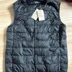 無印良品ノーカラー ダウンベスト M 黒メンズ、新品タグ付き