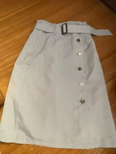 マジェスティックレゴン　タイトスカート