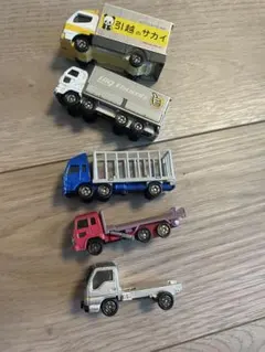 トミカほか　トラック セット