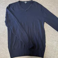 ユニクロ　綿Ｖネックニット　ネイビー　制服