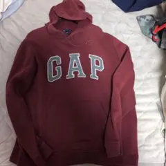 バーガンディ パーカー