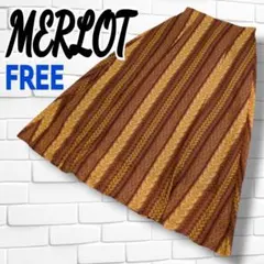 【未使用品】MERLOT フレアスカート FREE ブラウン・オレンジ　総柄のサムネイル
