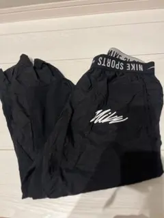 NIKE SPORTS ナイロンパンツ ブラック Sサイズ