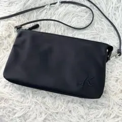 ✨未使用級✨ キタムラ ショルダーバッグ サコッシュ ナイロン×レザー ロゴ刺繍のサムネイル