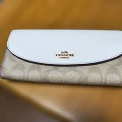 COACH コーチ 二つ折り財布 シグネチャー ホワイト レディース - メルカリ