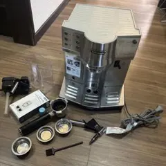 DeLonghi MAGNIFICA ESAM03110 本体 - メルカリ