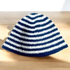 ネイビーとホワイトのストライプバケットハット