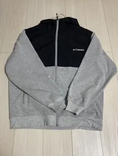 Columbia フード付きマウンテンパーカー グレー/ブラック