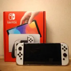 【美品】Nintendo Switch 有機ELモデル ホワイト 保護カバー付き