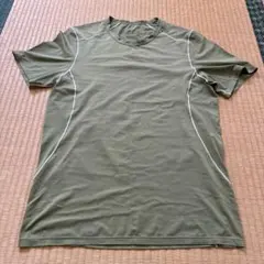 patagonia オリーブグリーン Tシャツ S