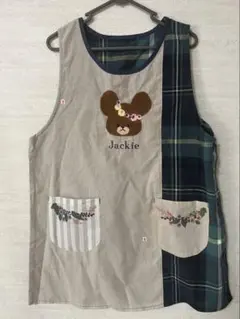 ★I159★新品　訳あり　くまのがっこう ジャッキー エプロン M−L