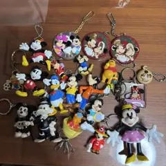 ディズニーキーホルダーセット　2022年1/15-5/31
