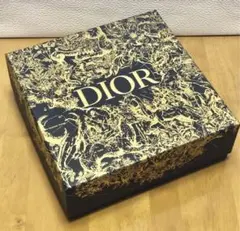 Dior ギフトボックス　ホリデー