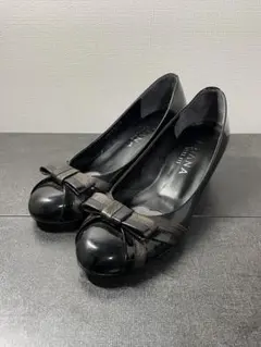 ダイアナウェルフィット フラット パンプス リボン レザー エナメル 黒ミュール