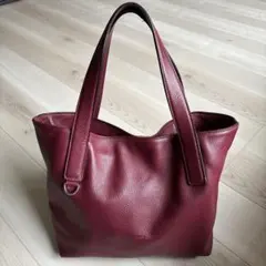【新品】　COCCINELLE ココチネレ　トートバッグ ワインレッド　シボ革のサムネイル