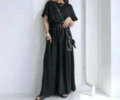 【新品】ベルトデザインワンピース　サイズF (ブラック）