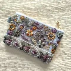 ❋ハンドメイドポーチbm❋インド刺繍リボン