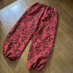 おうちで楽ちん　着物リメイク　ダークな赤もんぺバルーンパンツ