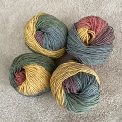 グラデーションヤーン　ソフトアクリル　200g