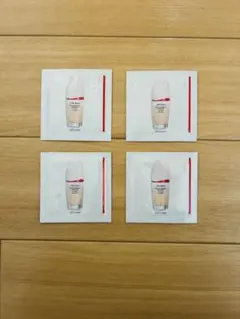 SHISEIDO 資生堂　エッセンススキングロウファンデーション　220