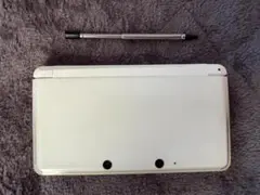 Nintendo 3DS アイスホワイト 本体 充電器付き