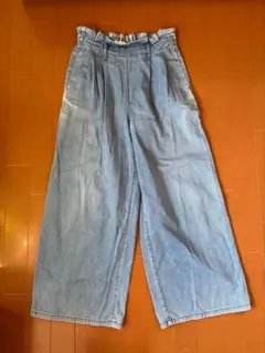 GU ライトブルーワイドパンツ S