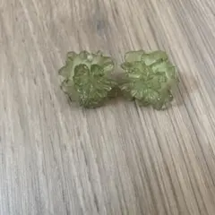 ニコアンド　ピアスのサムネイル