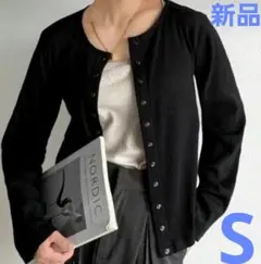 新品タグ付き　クラシカルエルフ　ブラック ボタン付きカーディガン　Sサイズ