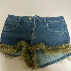 ファー付き デニムショートパンツ